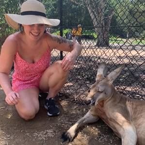 Meet your Posher, Leah